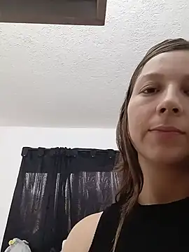 Snapshot of Arianna_Moss chatting on 06.20.26 Arianna Moss online show from 06.20.26