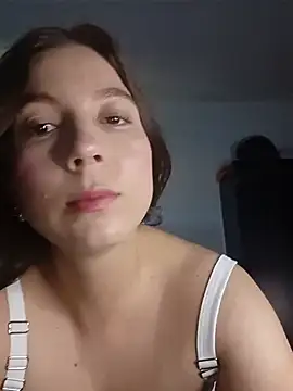 Snapshot of Arianna_Moss chatting on 07.15.26 Arianna Moss online show from 07.15.26
