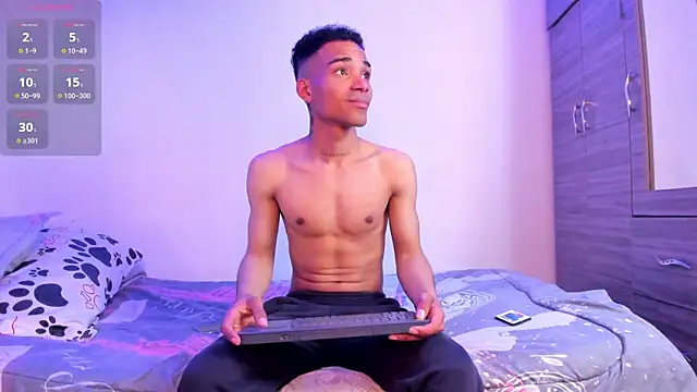 Snapshot of kenan_2601 chatting on 10.15.25 kenan 2601 online show from 10.15.25