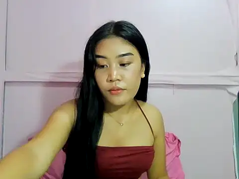 Snapshot of YourWildestDoll chatting on 05.10.26 YourWildestDoll online show from 05.10.26