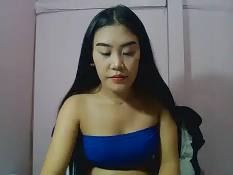 YourWildestDoll online show from 08.06.26