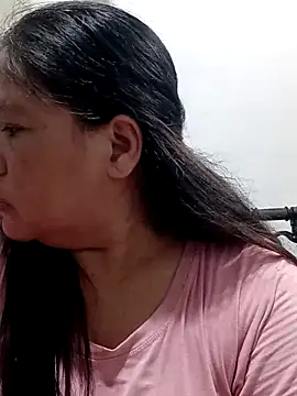 Snapshot of pinay_labb chatting on 06.02.26 pinay labb online show from 06.02.26