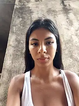 Snapshot of chaparritahot99 chatting on 10.04.25 chaparritahot99 online show from 10.04.25