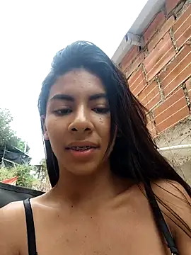 Snapshot of chaparritahot99 chatting on 10.23.25 chaparritahot99 online show from 10.23.25