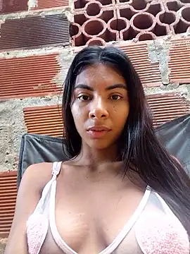 Snapshot of chaparritahot99 chatting on 11.10.25 chaparritahot99 online show from 11.10.25