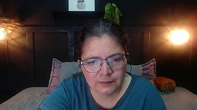 Linda banks  online show from 11.21.25