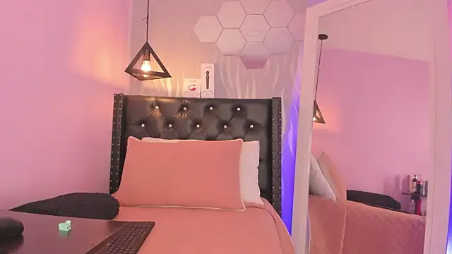 lucia-cute online show from 03.14.26