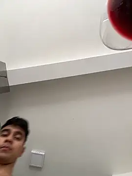 TommyDesire online show from 12.04.25