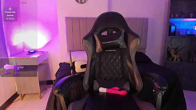 Scarlett21   online show from 12.19.25