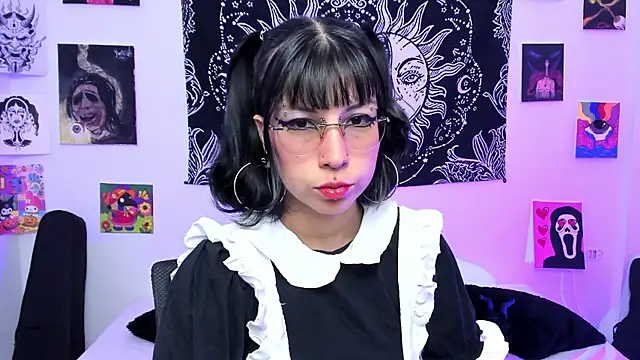 Snapshot of Rose_72 chatting on 06.11.26 Rose 72 online show from 06.11.26