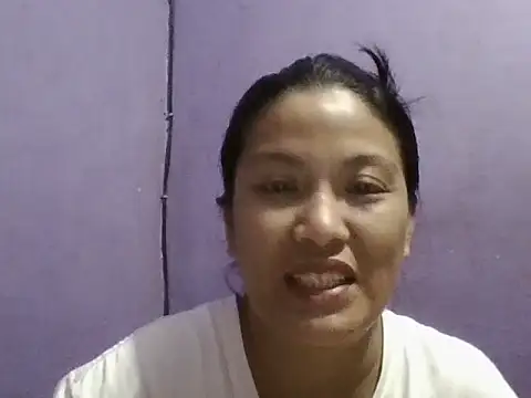 Uniquebeauty32 online show from 11.04.25