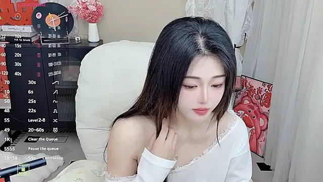 Snapshot of CeeKie chatting on 03.15.26 CeeKie online show from 03.15.26