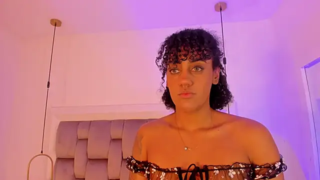 OnlyGia online show from 01.08.26