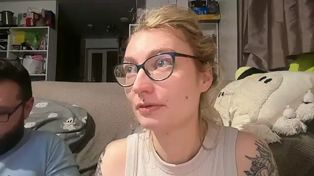 Snapshot of harleyblair chatting on 05.14.26 harleyblair online show from 05.14.26