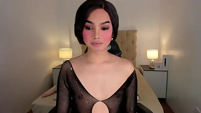 lovableXnaughty lily online show from 11.16.25