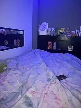 Kailertwink online show from 04.05.26