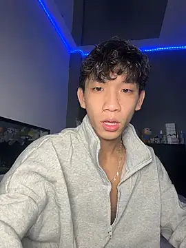 Snapshot of Kailertwink chatting on 07.05.26 Kailertwink online show from 07.05.26