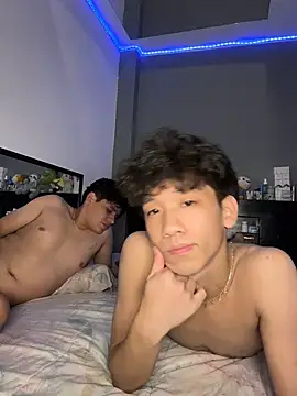 Snapshot of Kailertwink chatting on 07.10.26 Kailertwink online show from 07.10.26