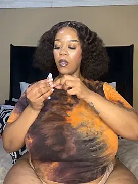 THICKBUNNYCHICKxxx online show from 04.23.26