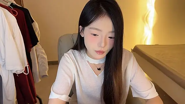 Robin-o3 online show from 10.15.25