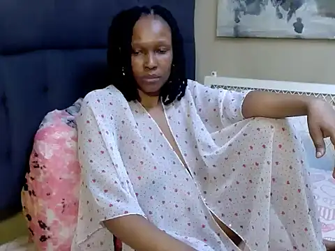 NaughtyMILFxox online show from 09.10.25