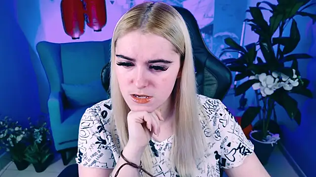 Stef Nicks online show from 11.06.25