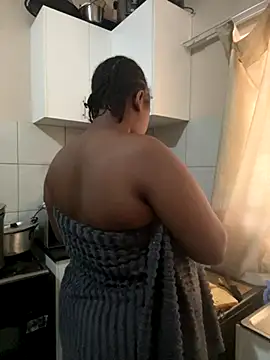 Snapshot of SEXYBOOBS21D chatting on 09.27.25 SEXYBOOBS21D online show from 09.27.25