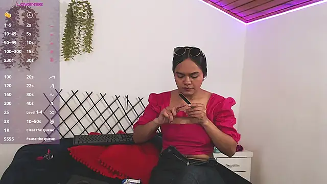 shiara blake online show from 10.18.25