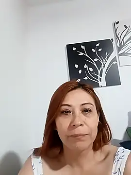 Snapshot of Bryony_Sullyvan chatting on 12.17.24 Bryony Sullyvan online show from 12.17.24