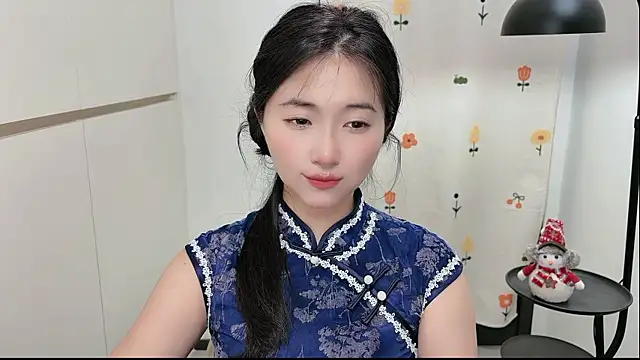Snapshot of Rosalind_xixi chatting on 05.25.26 Rosalind xixi online show from 05.25.26