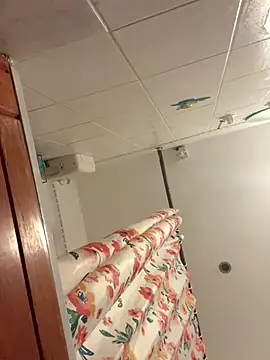 Snapshot of AmMadness chatting on 12.02.25 AmMadness online show from 12.02.25