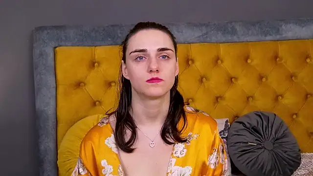 Jessica White  online show from 01.08.26