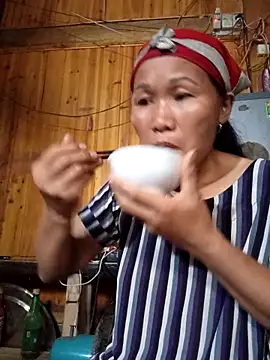 TinTin321 online show from 10.21.25