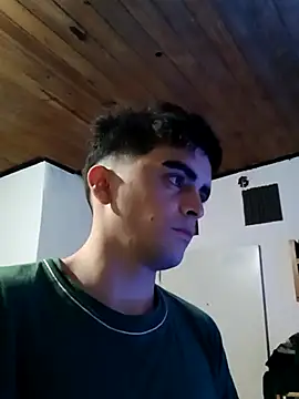 Snapshot of Rodrigo99_9 chatting on 04.09.26 Rodrigo99 9 online show from 04.09.26