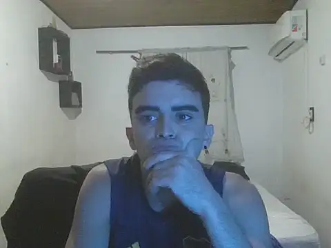 Snapshot of Rodrigo99_9 chatting on 04.14.26 Rodrigo99 9 online show from 04.14.26