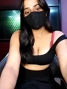 Snapshot of Amisha2 chatting on 10.04.25 Amisha2 online show from 10.04.25