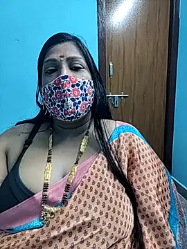 Snapshot of sutari84 chatting on 09.16.25 sutari84 online show from 09.16.25