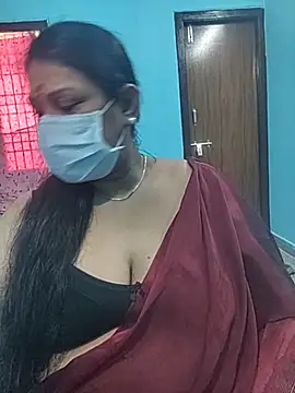 Snapshot of sutari84 chatting on 09.22.25 sutari84 online show from 09.22.25