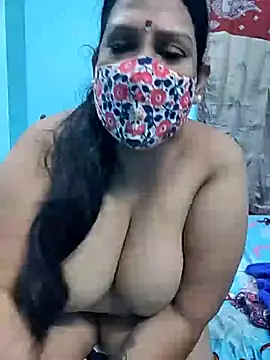 Snapshot of sutari84 chatting on 09.26.25 sutari84 online show from 09.26.25