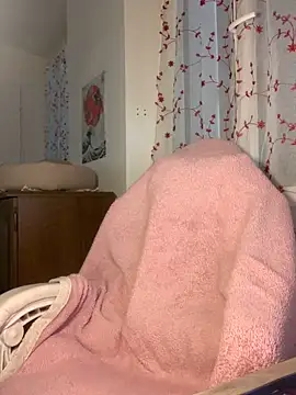 Snapshot of boakiss07 chatting on 10.02.25 boakiss07 online show from 10.02.25