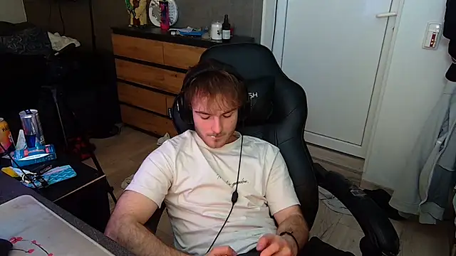 Snapshot of Rudi2007Eye chatting on 03.01.26 Rudi2007Eye online show from 03.01.26