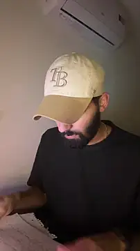 Snapshot of zooming101 chatting on 11.17.25 zooming101 online show from 11.17.25