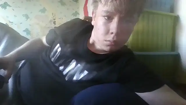 Snapshot of TomasCramp chatting on 03.17.26 TomasCramp online show from 03.17.26