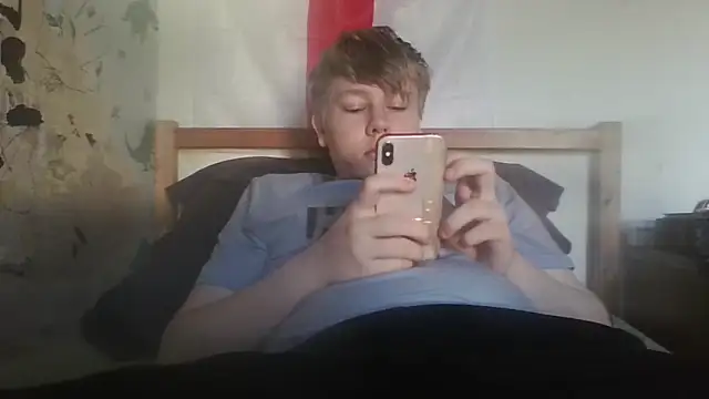 Snapshot of TomasCramp chatting on 03.21.26 TomasCramp online show from 03.21.26