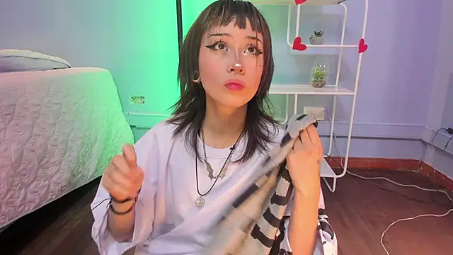 Hannahpage online show from 02.20.26