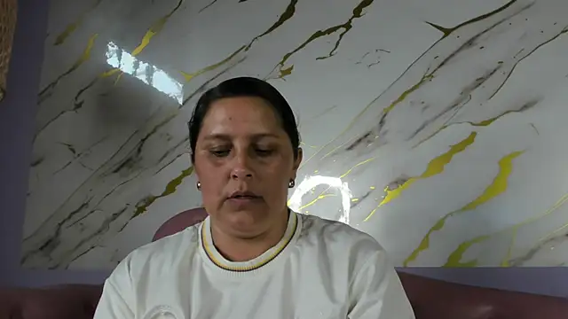 Snapshot of KikaDuque chatting on 07.03.26 KikaDuque online show from 07.03.26