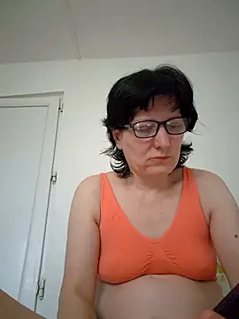 Vera Elle online show from 03.30.26