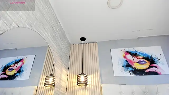 scarletbaker  online show from 10.08.25