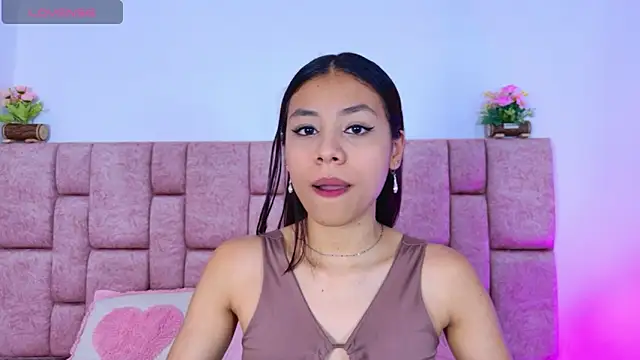 ScarlettLuxe online show from 11.22.25