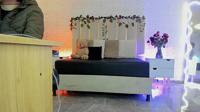 BLUE TAY1 online show from 02.09.26